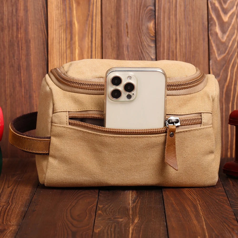 TOILETRY KIT