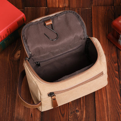 TOILETRY KIT