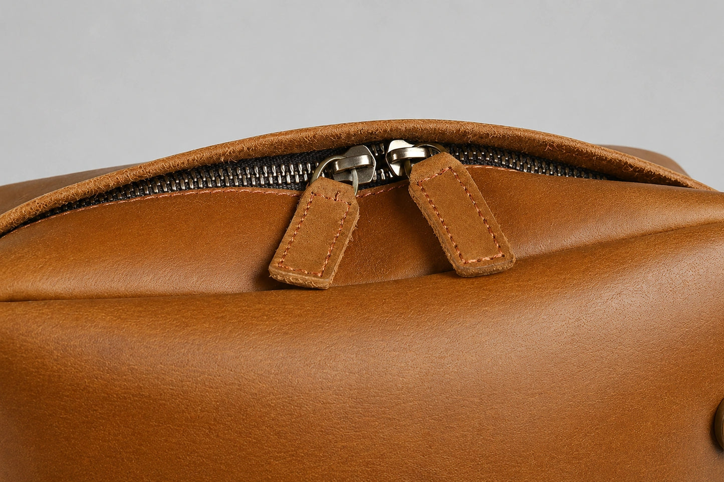Premium Crazy Horse Leather Briefcase – Classic Brown